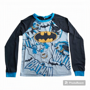 Boys Black/Gray Batman Long Sleeved Pajama Top Ages 7 -10
